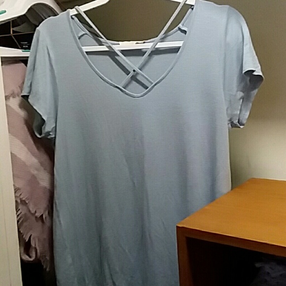 Light blue shirt - Picture 1 of 2
